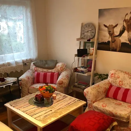 Apartment Liebevoll Eingerichtete Mit 5 Betten *