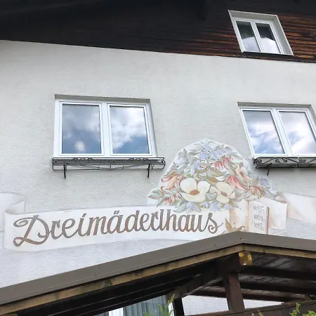 Liebevoll Eingerichtete Mit 5 Betten