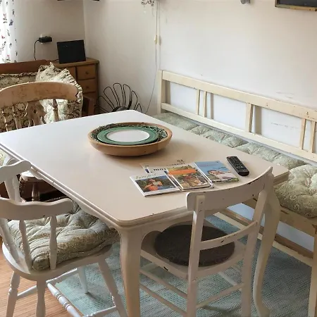 Liebevoll Eingerichtete Mit 5 Betten Apartment